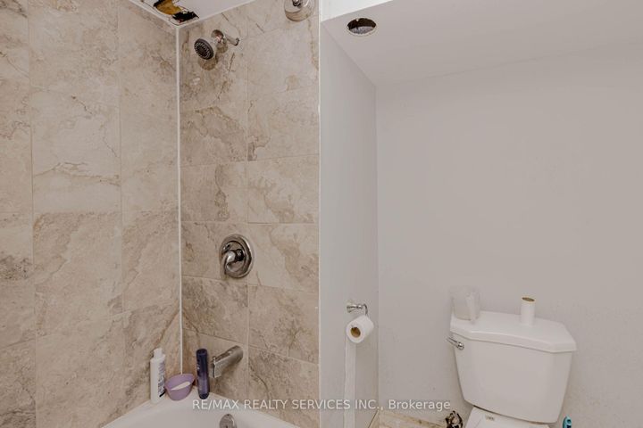 Photo 10 at 117 - 475 Bramalea Road, Southgate, Brampton