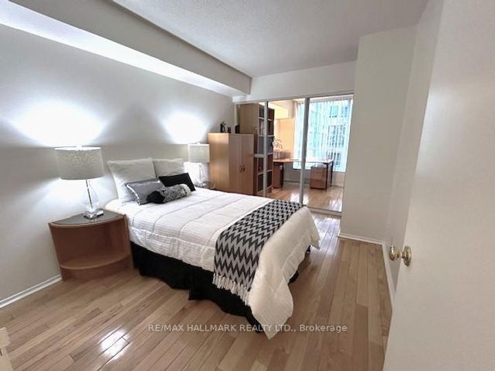 Photo 14 at 216 - 92 King Street E, Yonge Corridor, Toronto