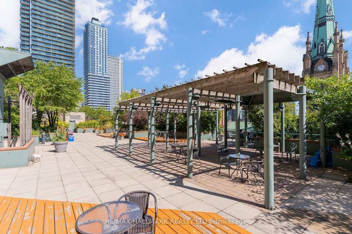 Photo 23 at 216 - 92 King Street E, Yonge Corridor, Toronto