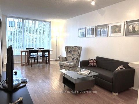 Photo 8 at 216 - 92 King Street E, Yonge Corridor, Toronto