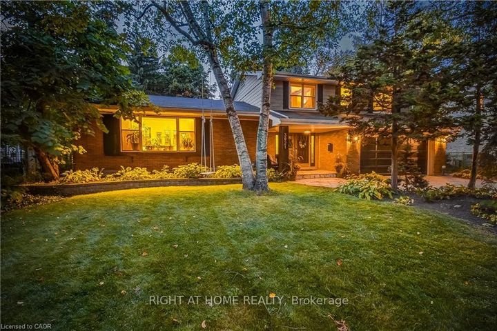 Photo 1 at 3021 Lakeshore Road, Roseland, Burlington