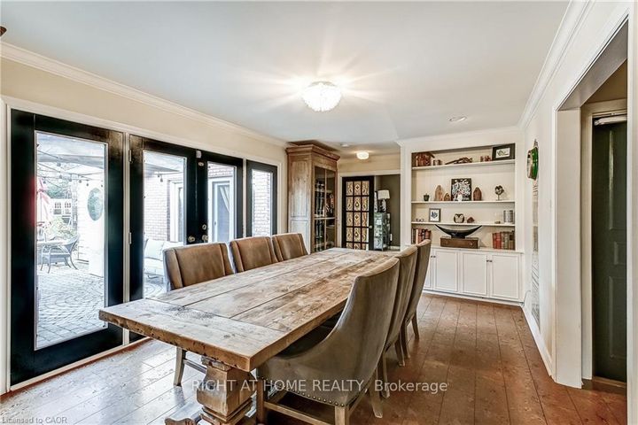 Photo 14 at 3021 Lakeshore Road, Roseland, Burlington