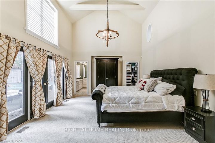 Photo 21 at 3021 Lakeshore Road, Roseland, Burlington