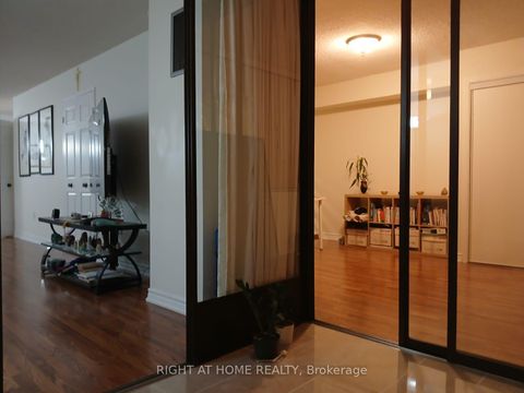 Photo 6 at 1901 - 2330 Bridletowne Circle, L'Amoreaux, Toronto