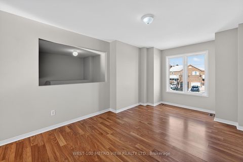 Photo 3 at 71 Roseheath Drive, Maple, Vaughan