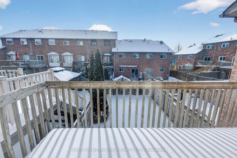 Photo 6 at 71 Roseheath Drive, Maple, Vaughan
