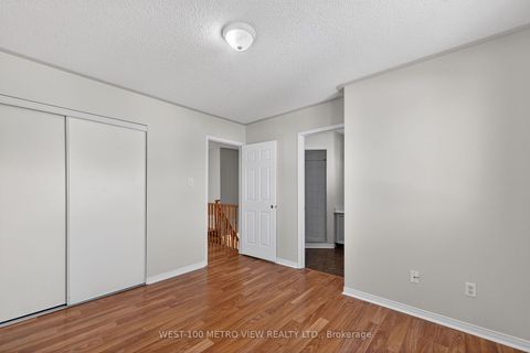 Photo 17 at 71 Roseheath Drive, Maple, Vaughan