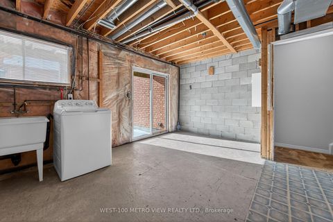 Photo 19 at 71 Roseheath Drive, Maple, Vaughan