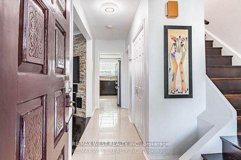 Photo 6 at 128 Mercury Road S, Clairville, Toronto