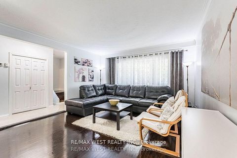 Photo 7 at 128 Mercury Road S, Clairville, Toronto