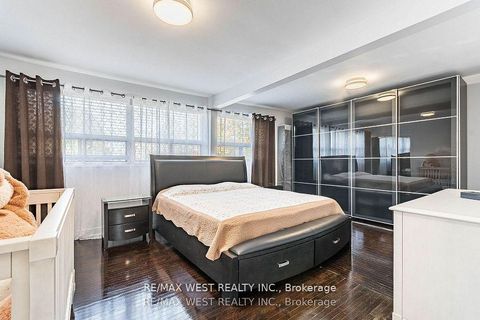 Photo 20 at 128 Mercury Road S, Clairville, Toronto