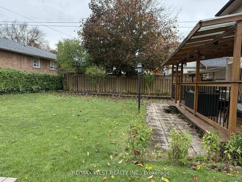 Photo 35 at 128 Mercury Road S, Clairville, Toronto