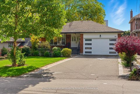 Photo 3 at 35 Sunvale Drive, Richview, Toronto