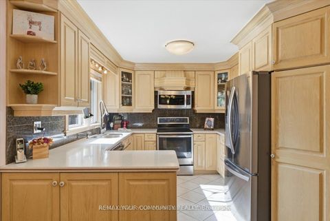 Photo 12 at 35 Sunvale Drive, Richview, Toronto