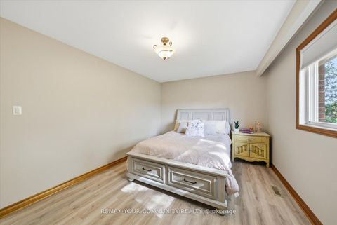 Photo 16 at 35 Sunvale Drive, Richview, Toronto