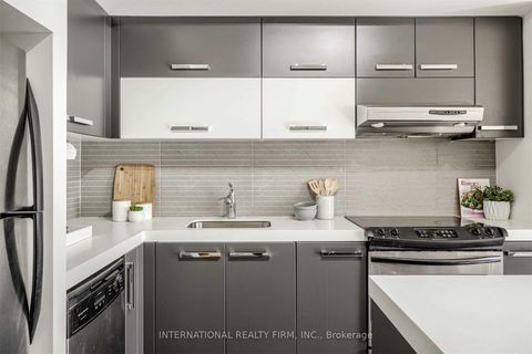 Photo 11 at 402 - 55 Stewart Street, Waterfront Communities C1, Toronto