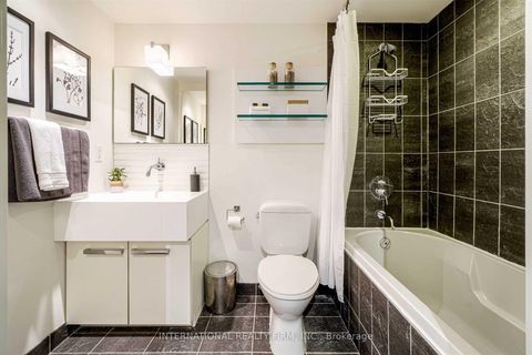 Photo 22 at 402 - 55 Stewart Street, Waterfront Communities C1, Toronto