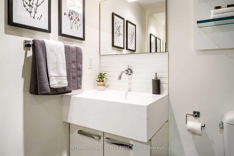 Photo 23 at 402 - 55 Stewart Street, Waterfront Communities C1, Toronto