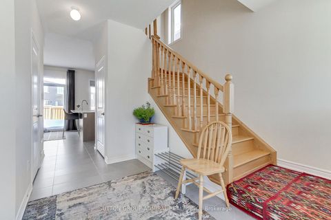 Photo 5 at 797 Green Street, Lefroy, Innisfil