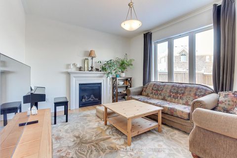 Photo 13 at 797 Green Street, Lefroy, Innisfil