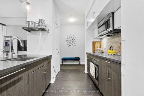 Photo 8 at 507 - 8 Mercer Street, Waterfront Communities C1, Toronto