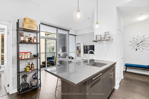 Photo 10 at 507 - 8 Mercer Street, Waterfront Communities C1, Toronto