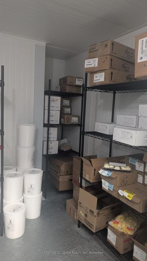 Photo 11 at 4108 - 21 Rexdale Boulevard, Etobicoke West Mall, Toronto