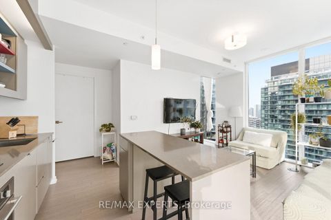 Photo 4 at 3606 - 101 Peter Street, Waterfront Communities C1, Toronto