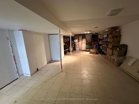 Photo 21 at 52 Endsleigh Crescent, Pleasant View, Toronto