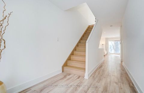 Photo 6 at 27 Chestnut Court, Rural Aurora, Aurora