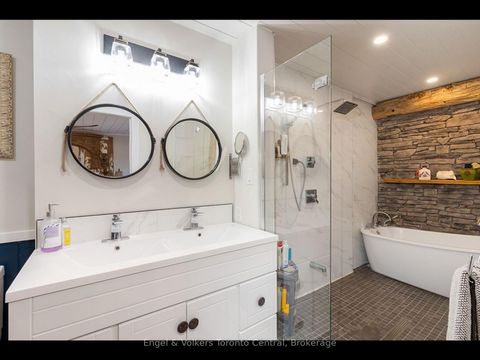 Photo 11 at 9263 91 County Road, Rural Clearview, Clearview