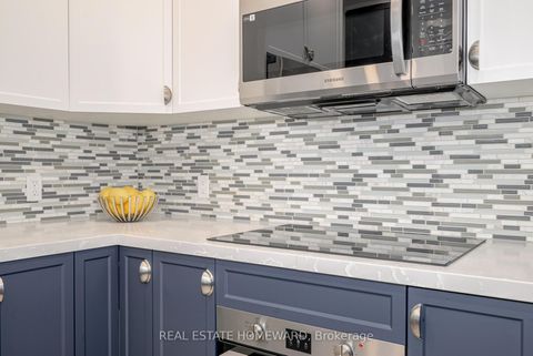 Photo 12 at 93 Agnes Street, O'Neill, Oshawa