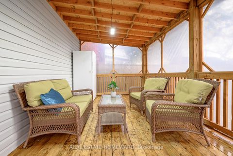 Photo 29 at 93 Agnes Street, O'Neill, Oshawa