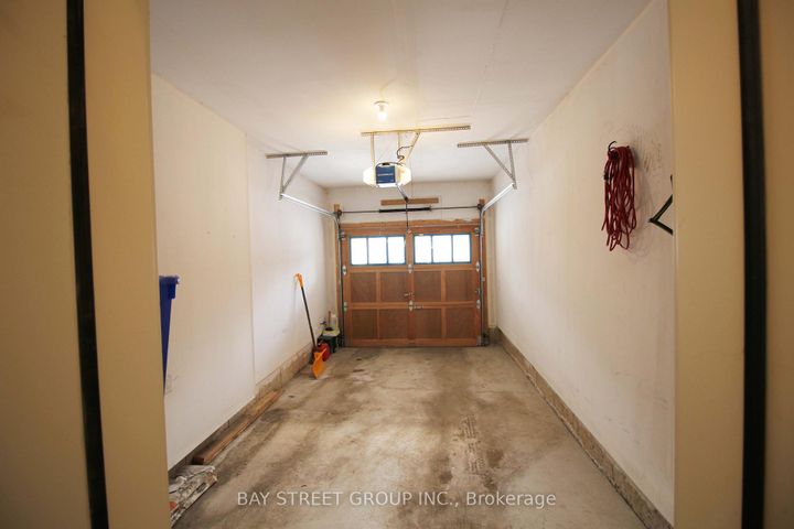 Photo 21 at 3903 Tufgar Crescent, Alton, Burlington