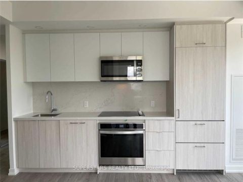 Photo 7 at 312W - 3 Rosewater Street, South Richvale, Richmond Hill