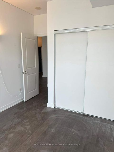 Photo 4 at 801 - 105 George Street, Moss Park, Toronto