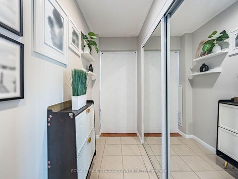 Photo 7 at 832 - 830 Lawrence Avenue W, Glen Park, Toronto