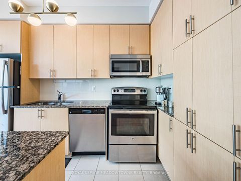 Photo 12 at 832 - 830 Lawrence Avenue W, Glen Park, Toronto