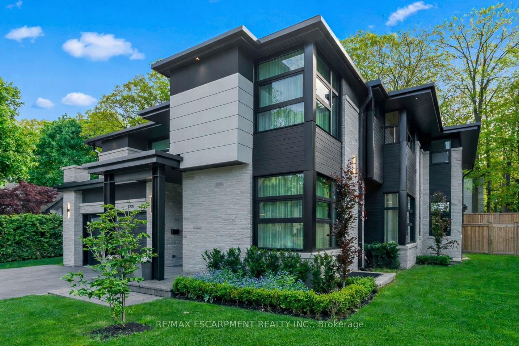 1308 Greenoaks Drive, Lorne Park, Mississauga 