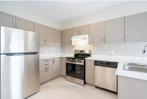 Photo 6 at 276 Springfield Crescent, Stayner, Clearview