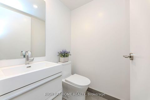 Photo 17 at 1301 - 39 Roehampton Avenue, Mount Pleasant West, Toronto