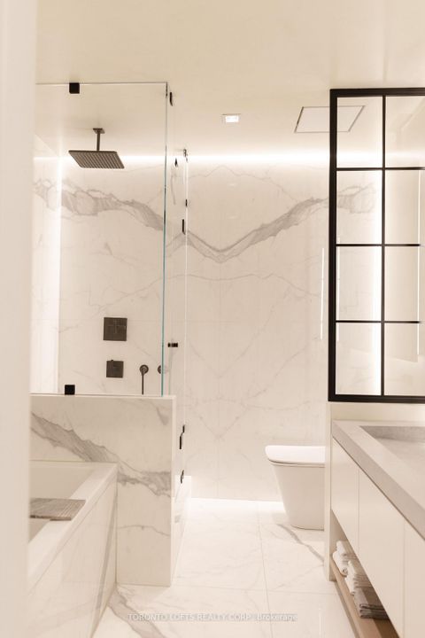 Photo 13 at 318 - 637 Lake Shore Boulevard W, Waterfront Communities C1, Toronto