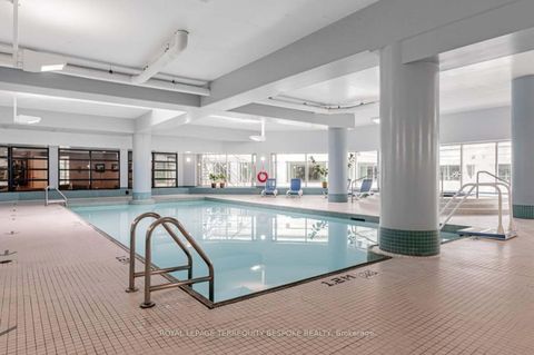 Photo 33 at 811 - 10 Queens Quay W, Waterfront Communities C1, Toronto