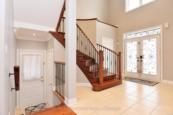 Photo 6 at 26 Maybeck Drive, Credit Valley, Brampton