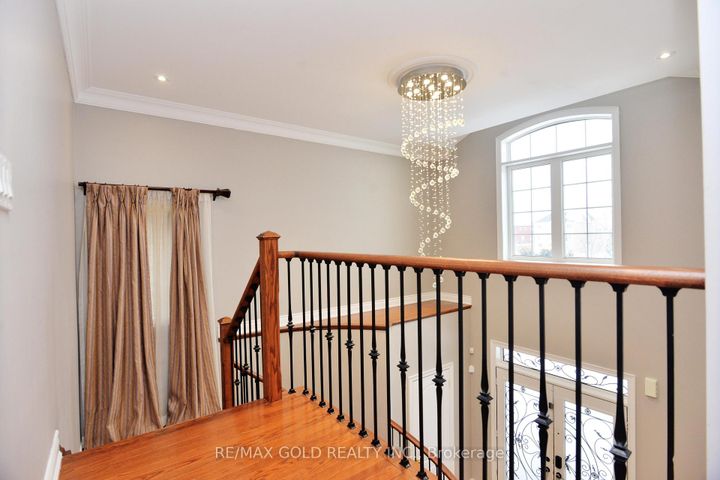 Photo 18 at 26 Maybeck Drive, Credit Valley, Brampton