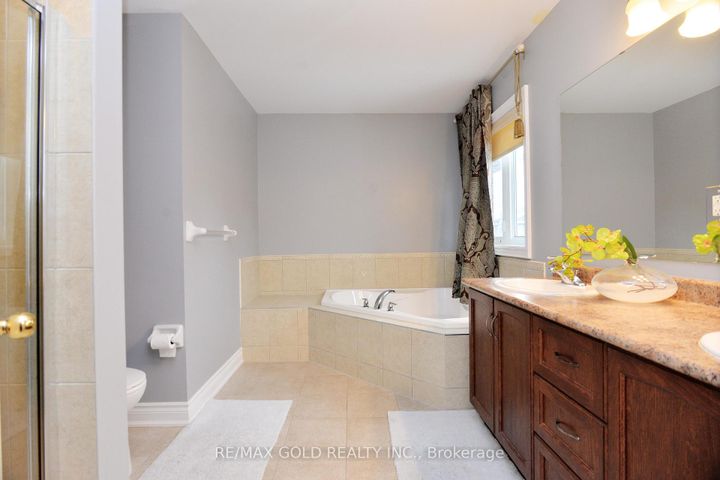 Photo 23 at 26 Maybeck Drive, Credit Valley, Brampton