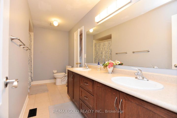 Photo 28 at 26 Maybeck Drive, Credit Valley, Brampton