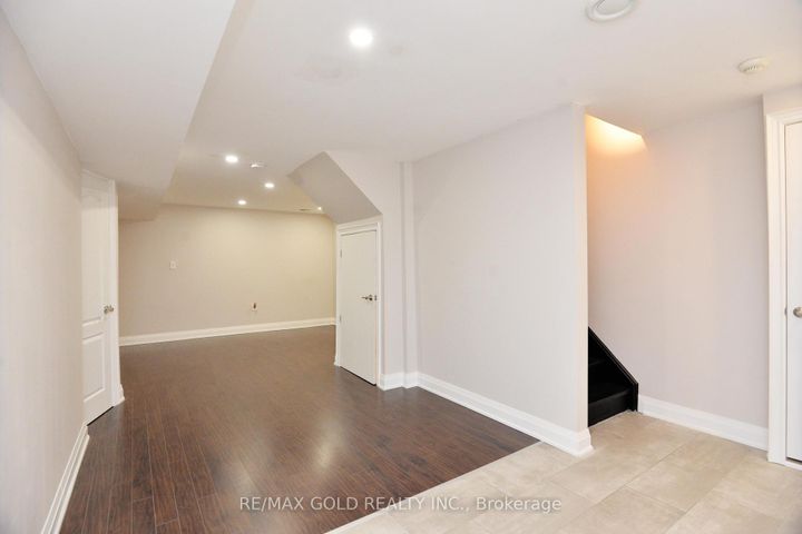 Photo 34 at 26 Maybeck Drive, Credit Valley, Brampton