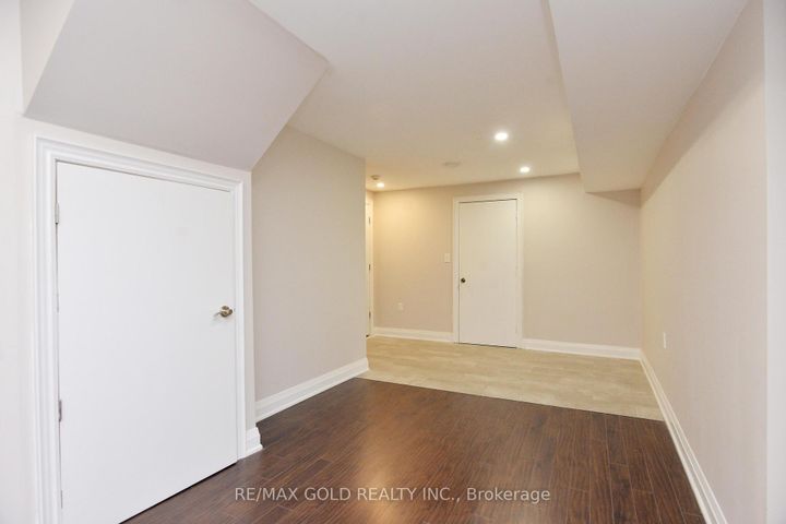 Photo 35 at 26 Maybeck Drive, Credit Valley, Brampton