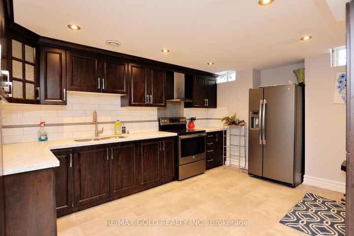 Photo 37 at 26 Maybeck Drive, Credit Valley, Brampton